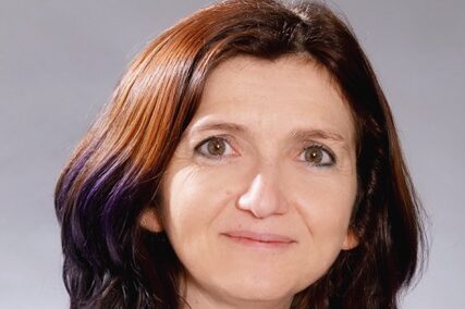 Headshot of Galina Bolden